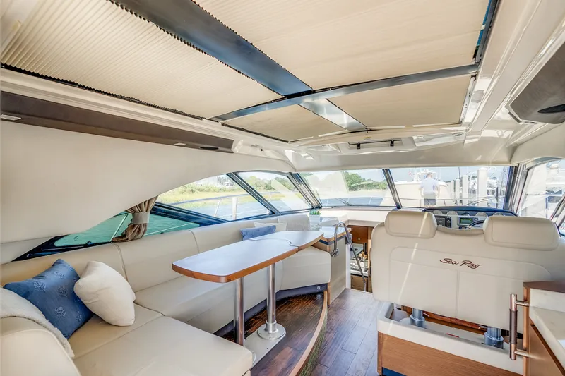 Slide: The Image of Sea Ray 510 SUNDANCER 2013 - 40