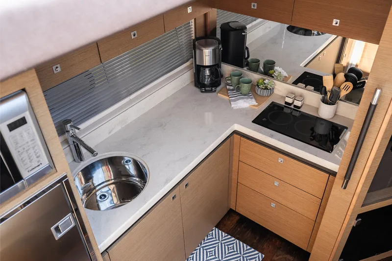 Slide: The Image of Sea Ray 510 SUNDANCER 2013 - 46