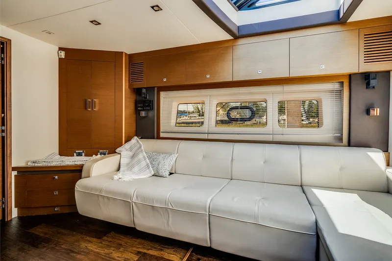 Slide: The Image of Sea Ray 510 SUNDANCER 2013 - 58