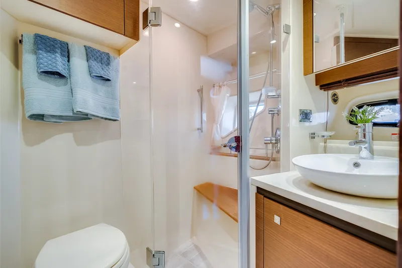 Slide: The Image of Sea Ray 510 SUNDANCER 2013 - 70