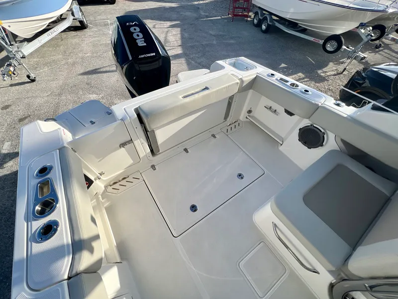 Slide: The Image of Boston whaler 24VNT 2025 - 6