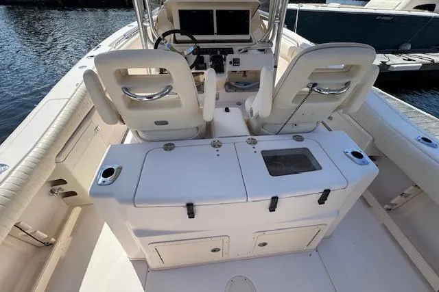 Slide: The Image of Grady-White Bimini 306 2007 - 24