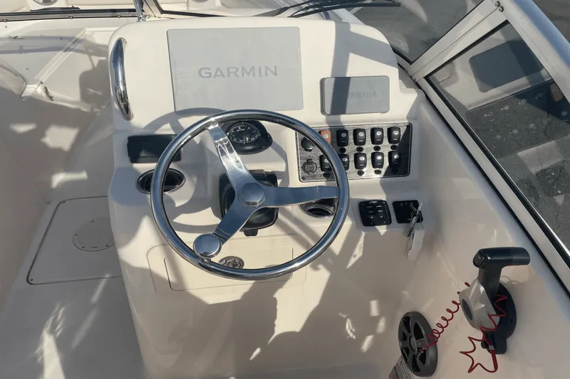 Slide: The Image of Grady-White Freesom 215 2020 - 7