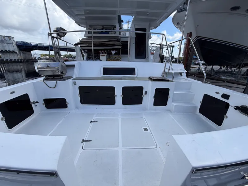 Slide: The Image of Marine Trader Med Yacht 62 1986 - 13