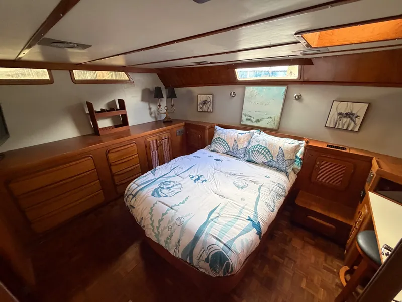 Slide: The Image of Marine Trader Med Yacht 62 1986 - 20