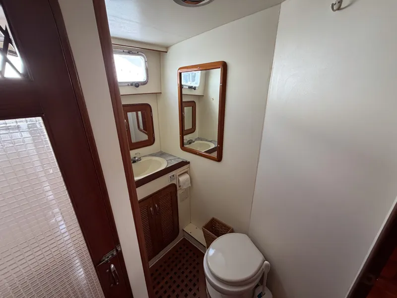 Slide: The Image of Marine Trader Med Yacht 62 1986 - 32