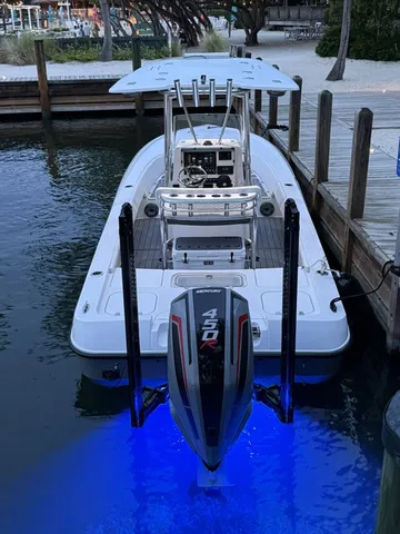 Slide: The Image of Contender 25 BAY 25' 2019 - 4