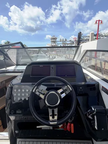 Slide: The Image of NX BOATS 340 Sport Coupe Outboard 34' 2023 - 6