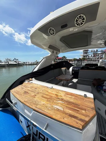 Slide: The Image of NX BOATS 340 Sport Coupe Outboard 34' 2023 - 14