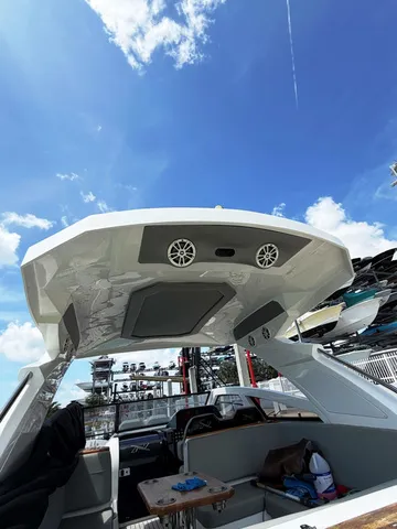 Slide: The Image of NX BOATS 340 Sport Coupe Outboard 34' 2023 - 5
