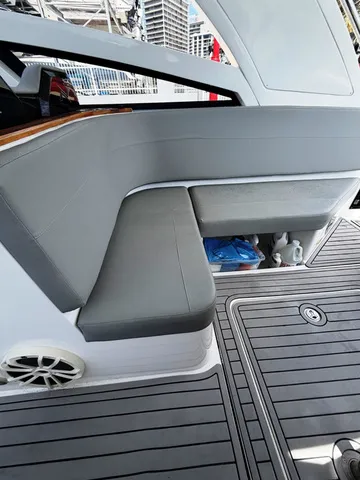 Slide: The Image of NX BOATS 340 Sport Coupe Outboard 34' 2023 - 11