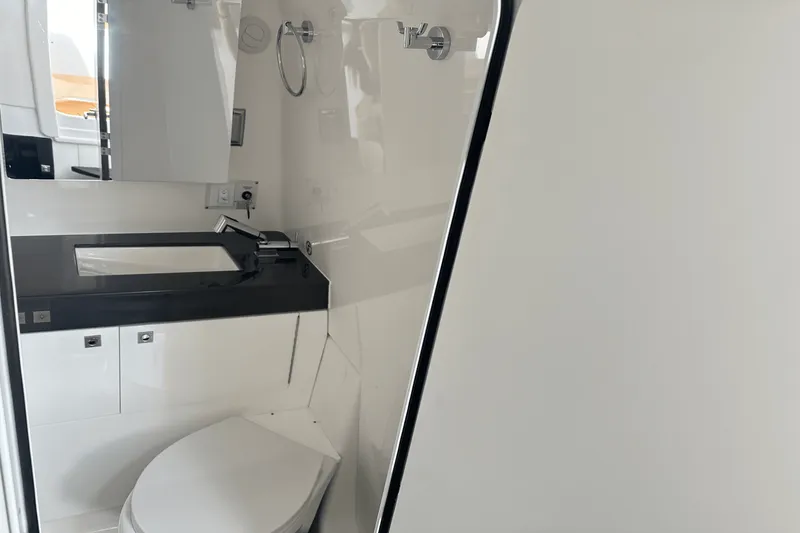 Slide: The Image of Aviara AV40 Outboard 2024 - 19