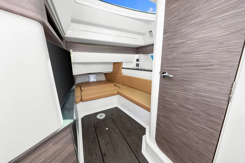 Slide: The Image of Aviara AV40 Outboard 2024 - 37