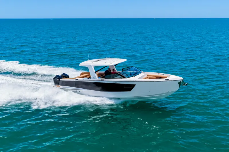 Slide: The Image of Aviara AV40 Outboard 2024 - 47