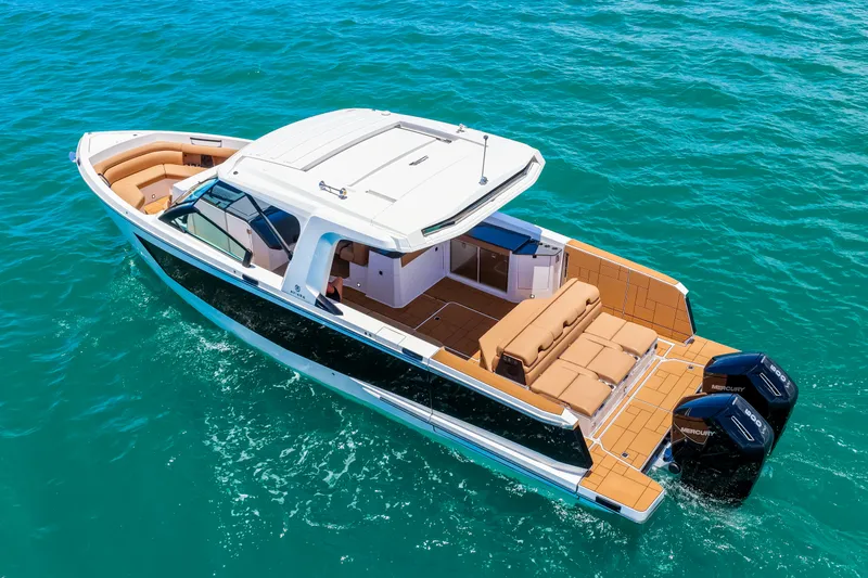 Slide: The Image of Aviara AV40 Outboard 2024 - 62