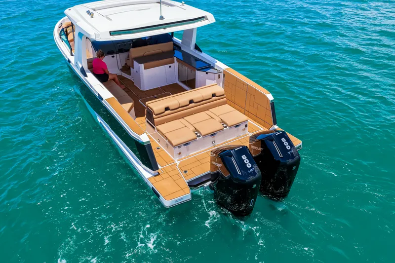 Slide: The Image of Aviara AV40 Outboard 2024 - 63