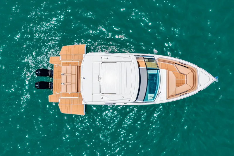 Slide: The Image of Aviara AV40 Outboard 2024 - 65
