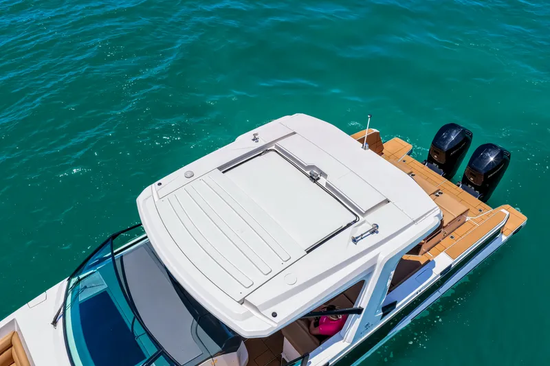 Slide: The Image of Aviara AV40 Outboard 2024 - 76