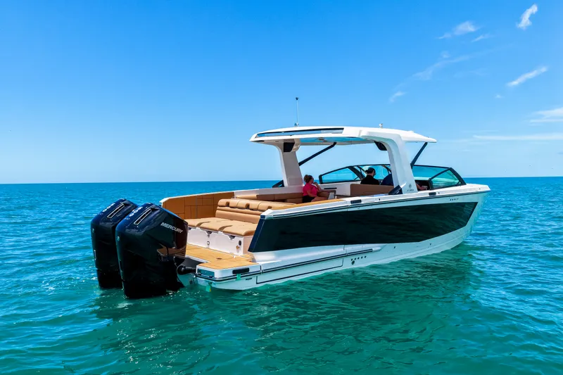 Slide: The Image of Aviara AV40 Outboard 2024 - 79