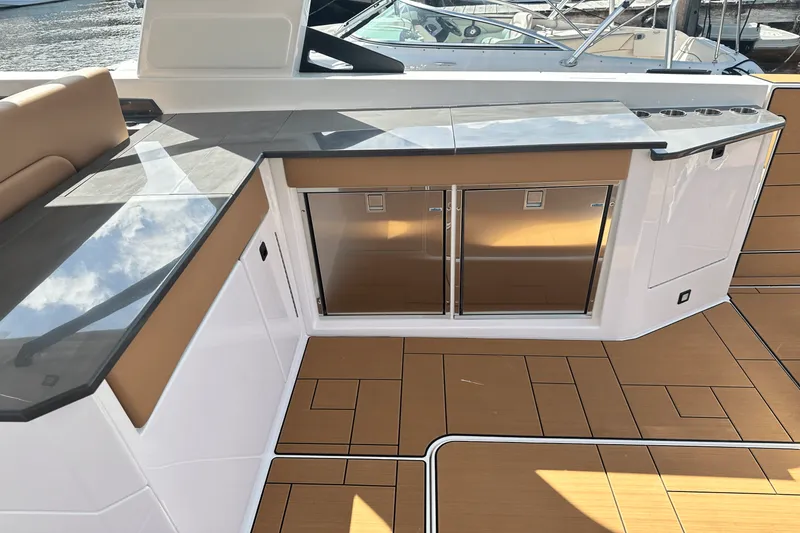 Slide: The Image of Aviara AV40 Outboard 2024 - 9