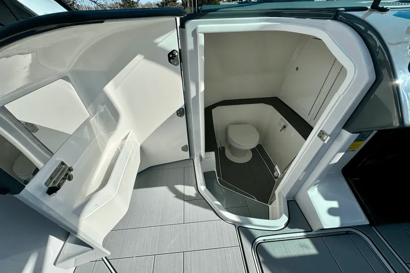 Slide: The Image of Aviara AV32 Outboard 2024 - 26