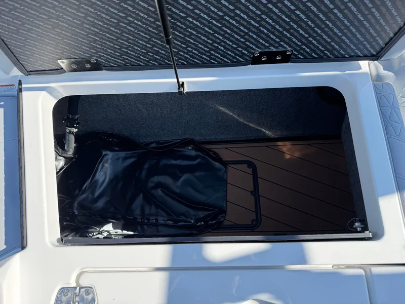 Slide: The Image of Nautique GS22 2026 - 18