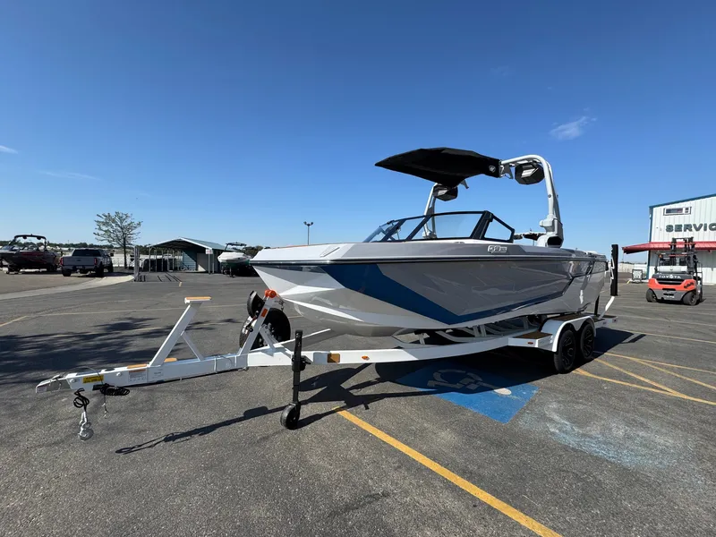Slide: The Image of Nautique GS22 2026 - 6