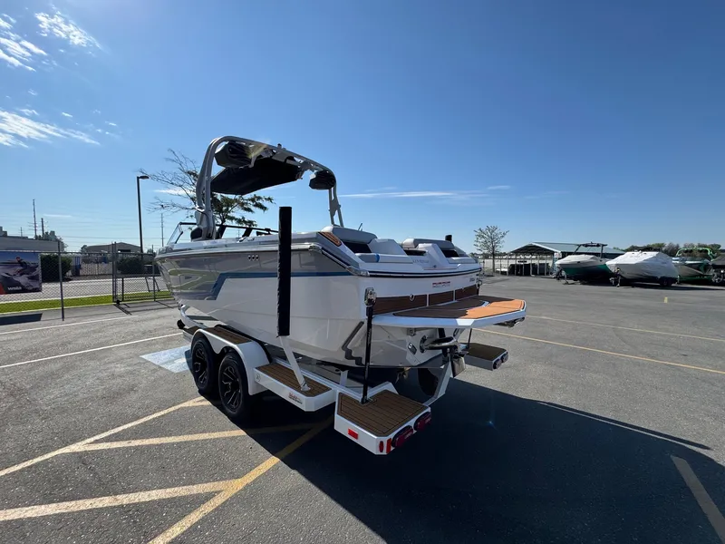 Slide: The Image of Nautique GS22 2026 - 4