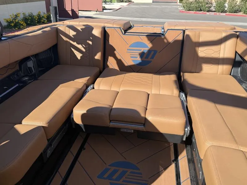 Slide: The Image of Malibu 23 LSV 2026 - 20