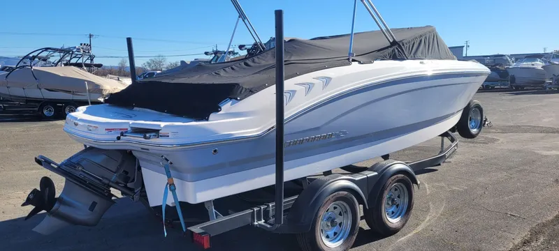 Slide: The Image of Chaparral 21 SSI Ski & Fish 2025 - 6