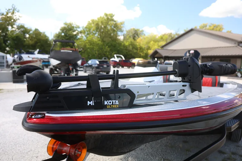 Slide: The Image of Falcon Boats F205 2026 - 13