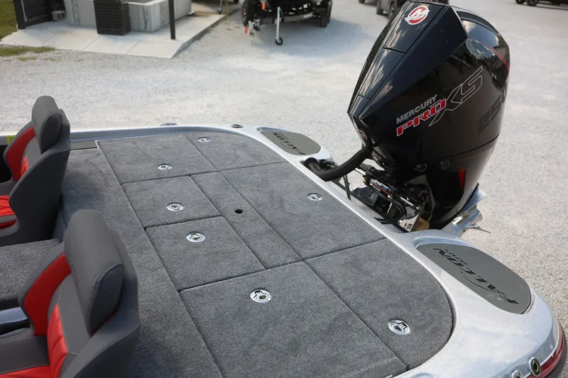 Slide: The Image of Falcon Boats F205 2026 - 8