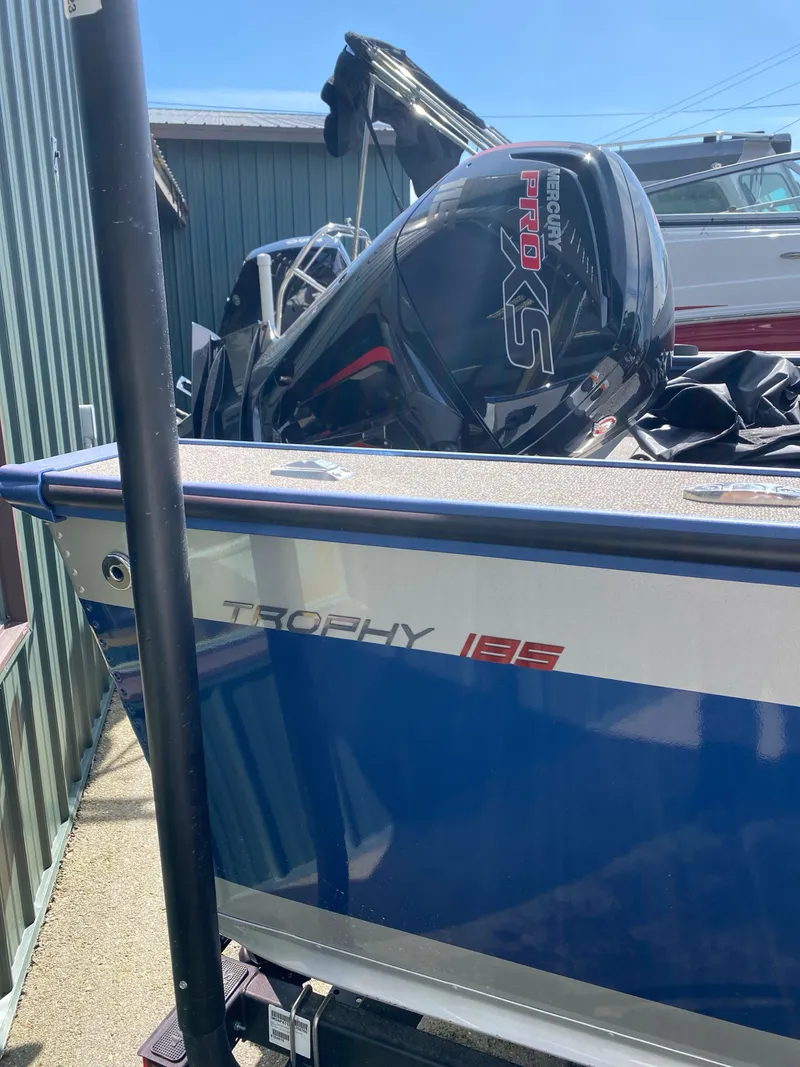 Slide: The Image of Alumacraft Trophy 185 Sport 2023 - 8