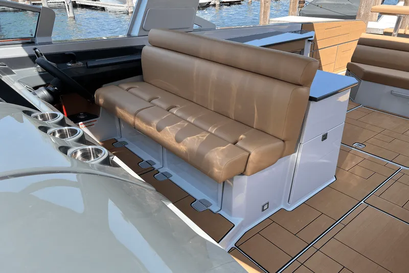 Slide: The Image of Aviara AV40 2024 - 25