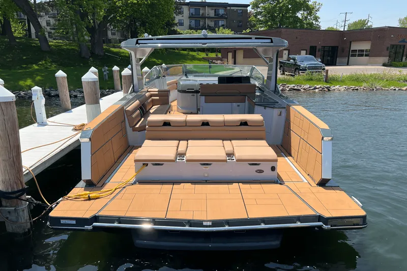 Slide: The Image of Aviara AV40 2024 - 3