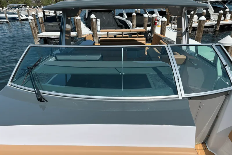 Slide: The Image of Aviara AV40 2024 - 32