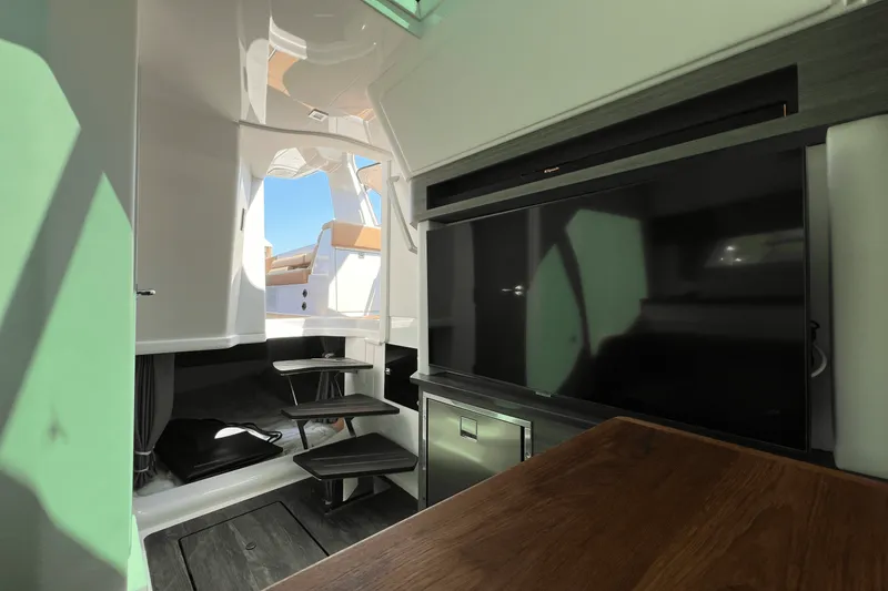 Slide: The Image of Aviara AV40 2024 - 39