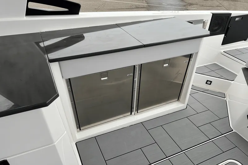 Slide: The Image of Aviara AV36 2024 - 16