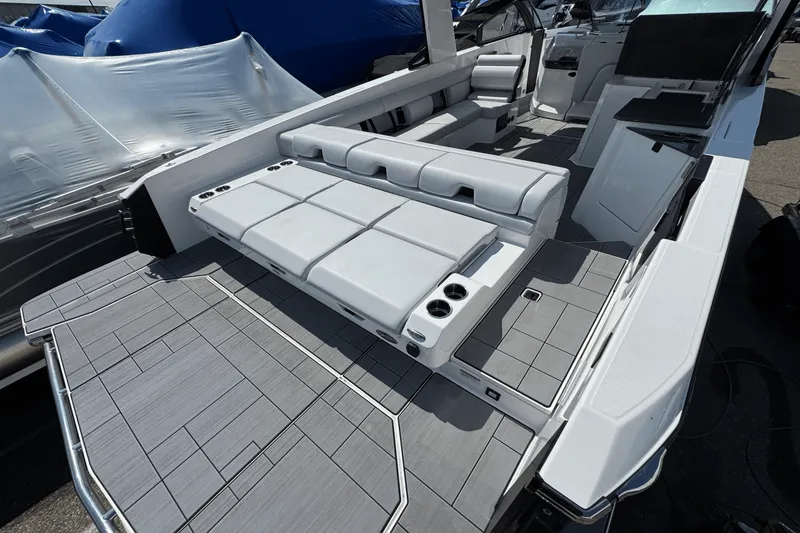 Slide: The Image of Aviara AV36 2024 - 8