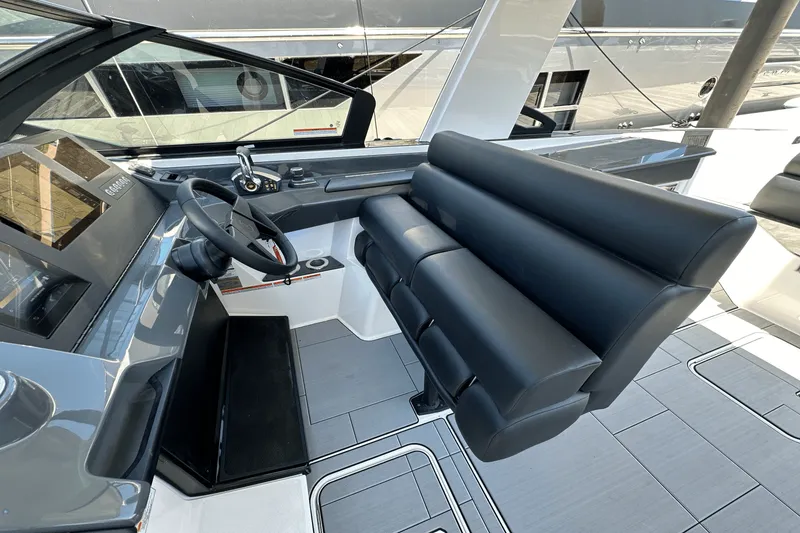 Slide: The Image of Aviara AV32 Outboard 2024 - 23