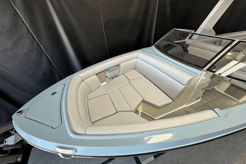 Slide: The Image of Aviara AV28 2024 - 14