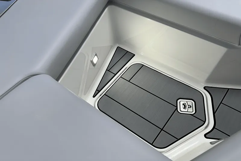 Slide: The Image of Aviara AV28 2024 - 142