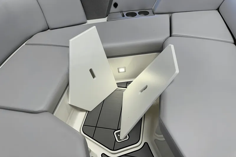 Slide: The Image of Aviara AV28 2024 - 144