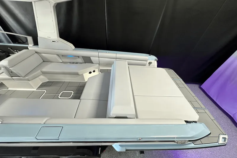 Slide: The Image of Aviara AV28 2024 - 20