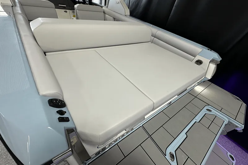 Slide: The Image of Aviara AV28 2024 - 32