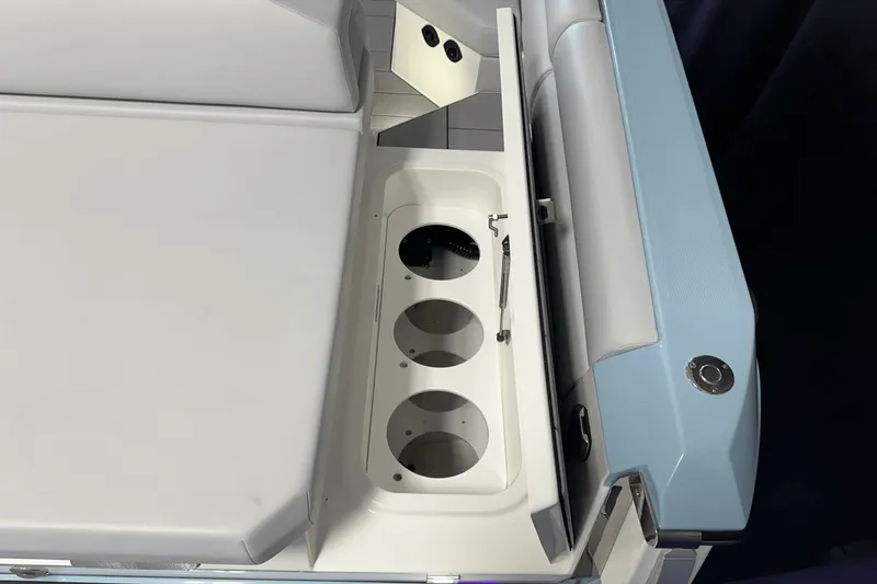 Slide: The Image of Aviara AV28 2024 - 43