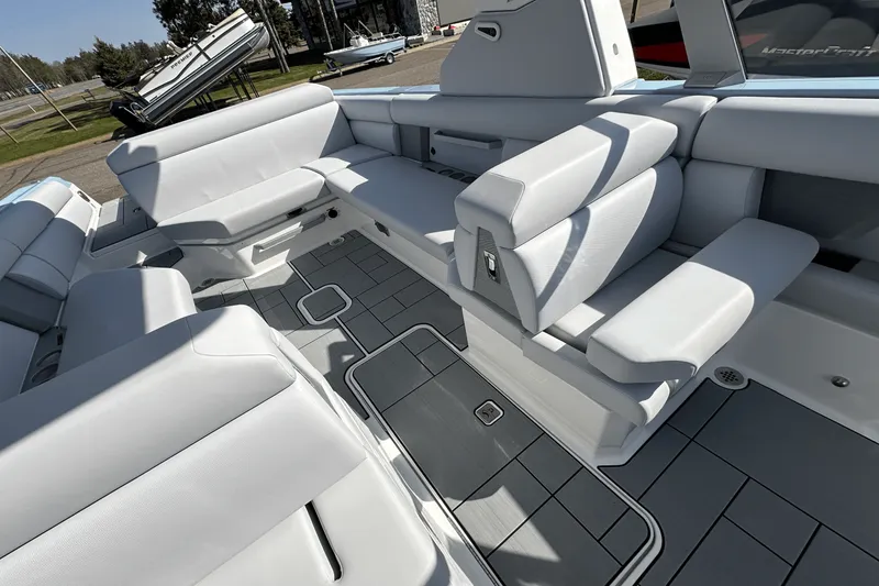 Slide: The Image of Aviara AV28 2024 - 86