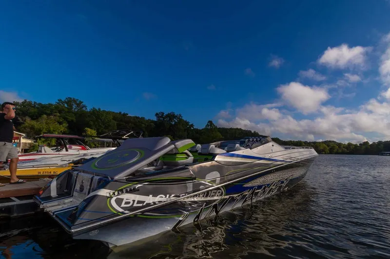 Slide: The Image of Black Thunder 43 EC Raised Deck 2001 - 2