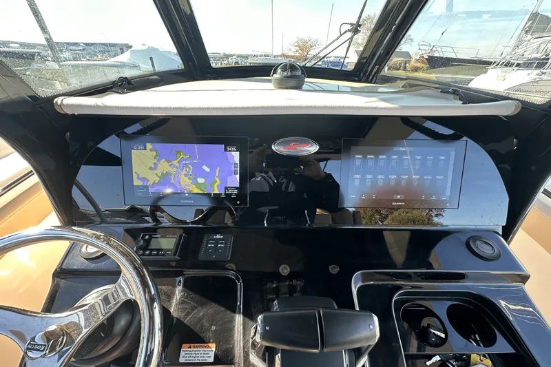 Slide: The Image of Scout 305 LXF 2023 - 19