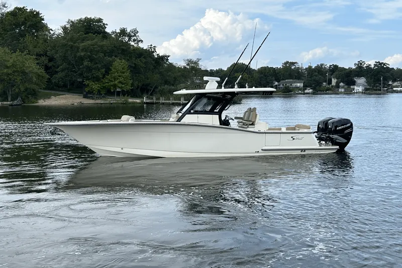 Slide: The Image of Scout 305 LXF 2023 - 2